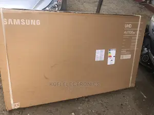 Incredible Smooth Movement 65AU7172 HDR UHD Samsung Tv