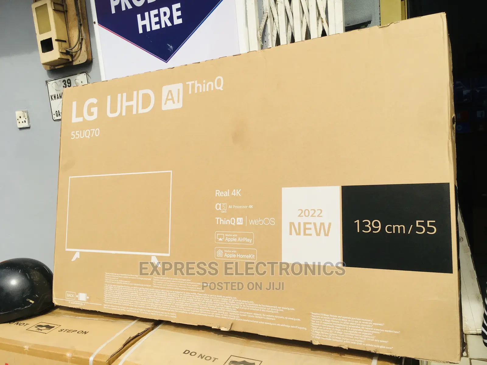 Walk in for LG 55”Smart UQ7000 UHD Sat HDR TV+Wallmount