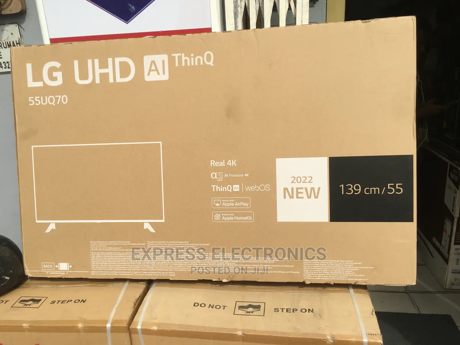 Enjoy Netflix on LG 55”UQ7003 UHD Smart+Wireless Keyboard