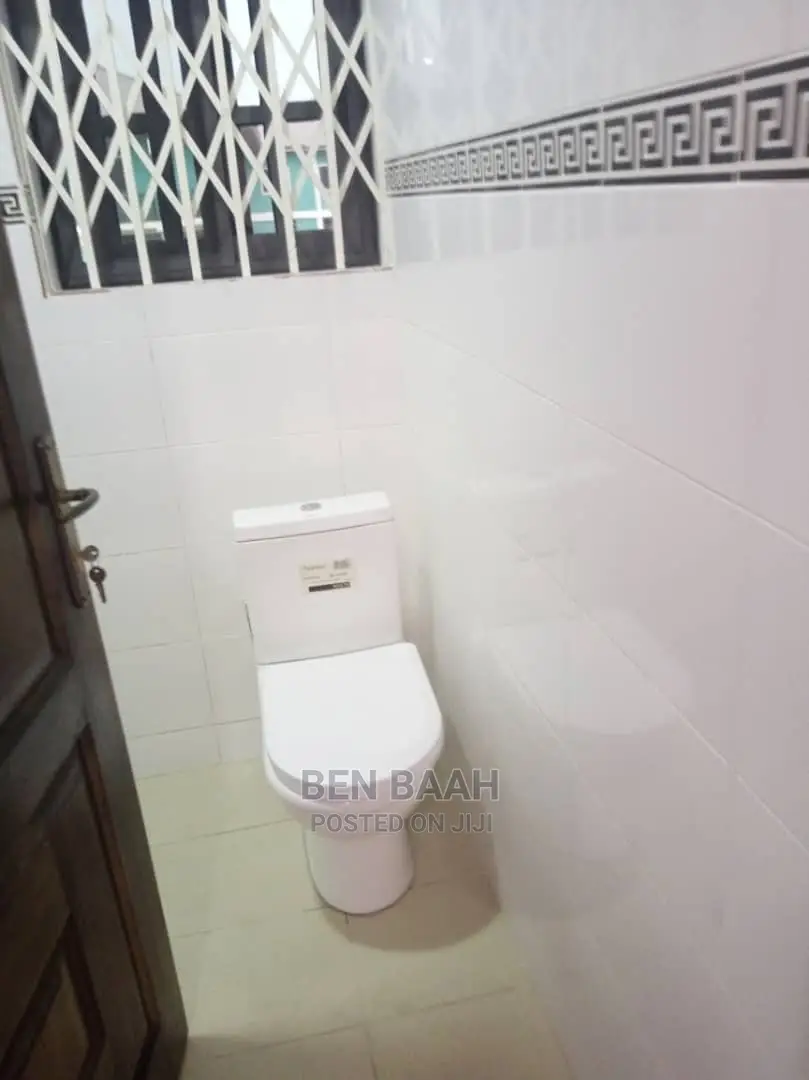 2bdrm Apartment in Ben Properties, Ashomang Estate for rent