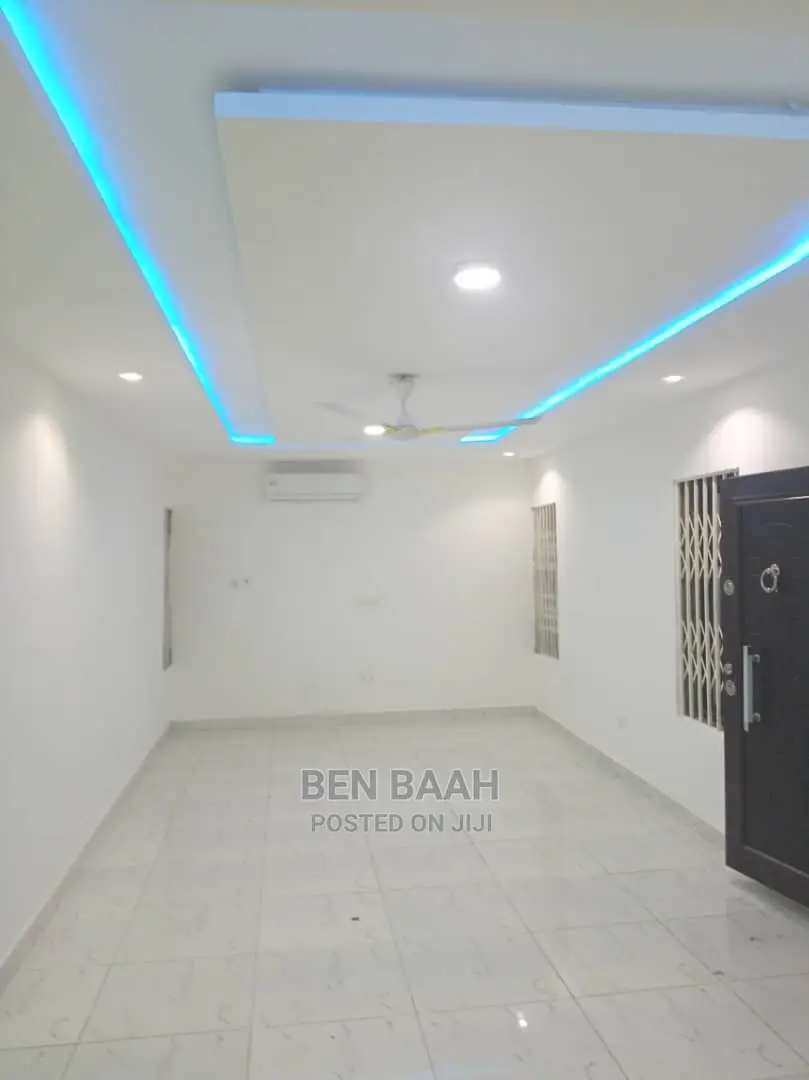 2bdrm Apartment in Ben Properties, Ashomang Estate for rent