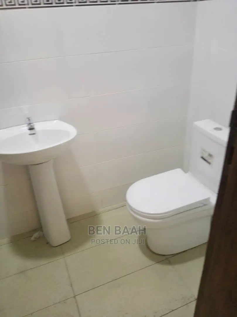 2bdrm Apartment in Ben Properties, Ashomang Estate for rent