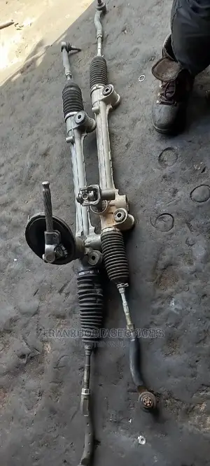 Toyota Yaris Steering Rack