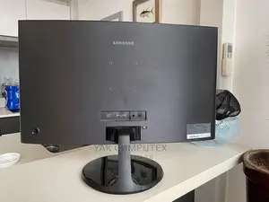 Sumsung 28 Inch Curved Monitor