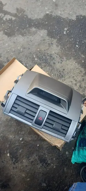 Brand New Toyota Corolla 2012-2013 TOP VENT Available
