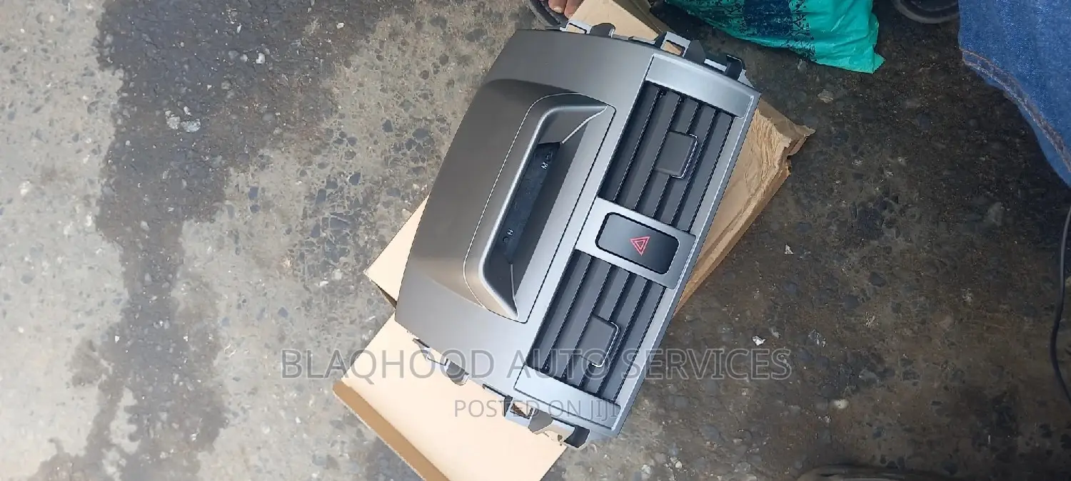 Brand New Toyota Corolla 2012-2013 TOP VENT in Stock