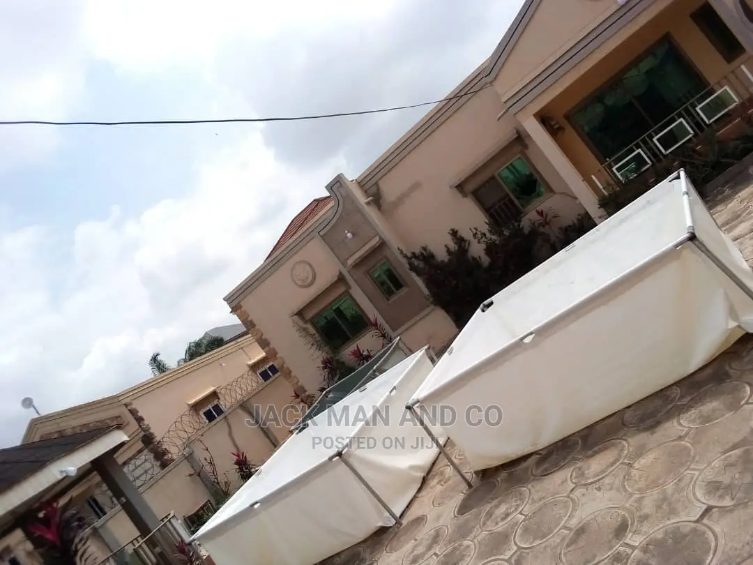 Tarpaulin Fish Tank 10 Feet's by 10