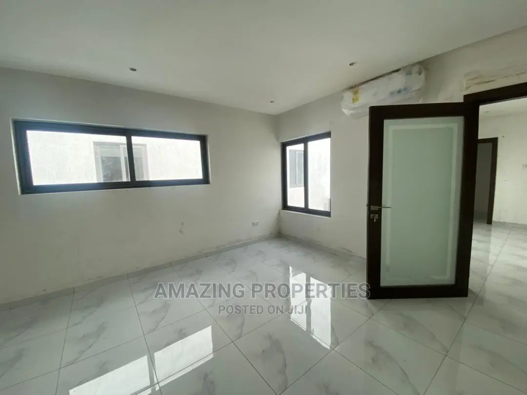 4bdrm House in East Legon for Sale