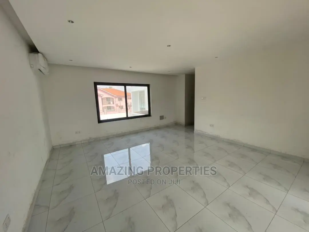 4bdrm House in East Legon for Sale
