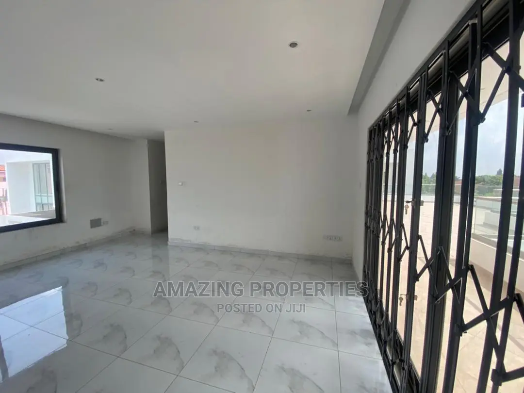 4bdrm House in East Legon for Sale