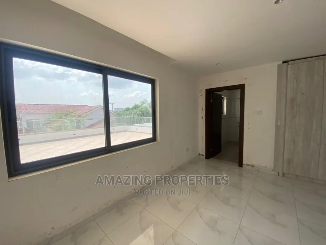 4bdrm House in East Legon for Sale