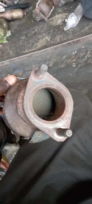 ORIGINAL Home Used EXHAUST CATALYTIC CONVERTER in Stock