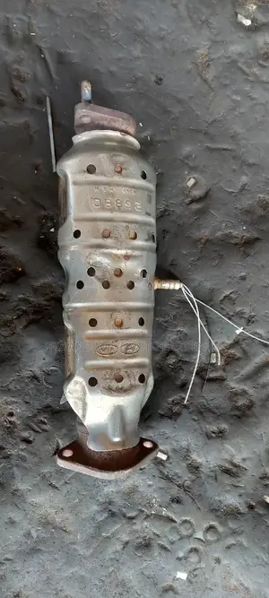 Kia/Hyundai-Original Home Used EXHAUST CONVERTER Available