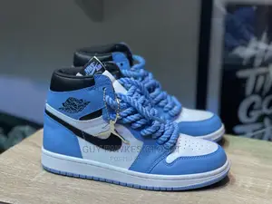 Air Jordan 1 Chunk Laces