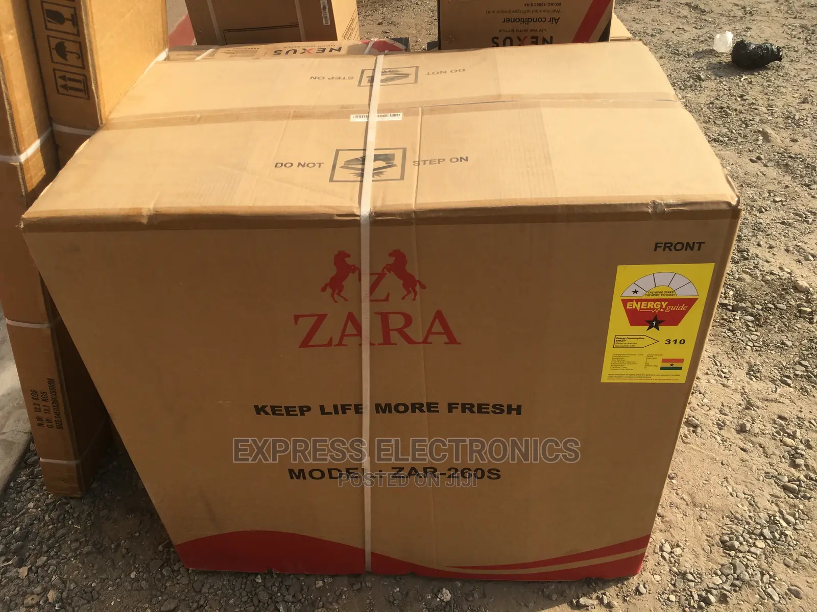 Spacious New Freezer Zara 200L Single Door Chest +Guard