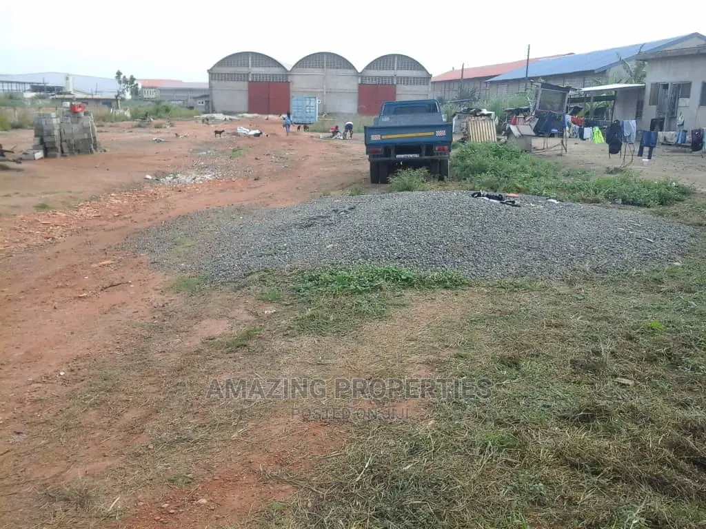 For Sale Land Size 2 Acres Warehouse Size 2000sq at Spintex