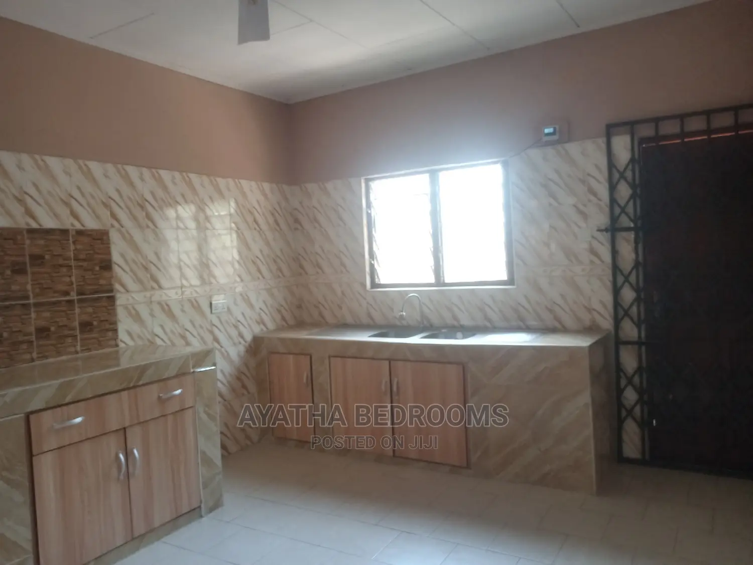 2bdrm Apartment in Ayathar Bedroom, Teshie for Rent
