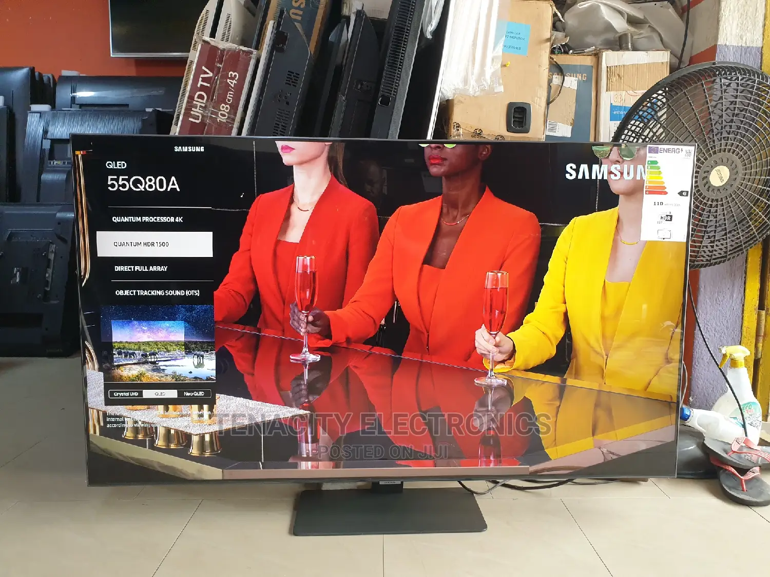 Qled Samsung 55" Smart Satellite TV