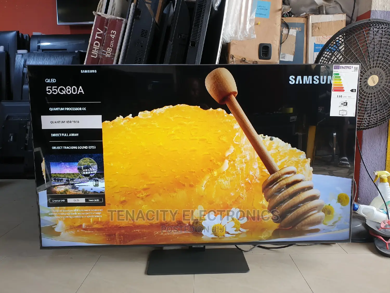 Qled Samsung 55" Smart Satellite TV