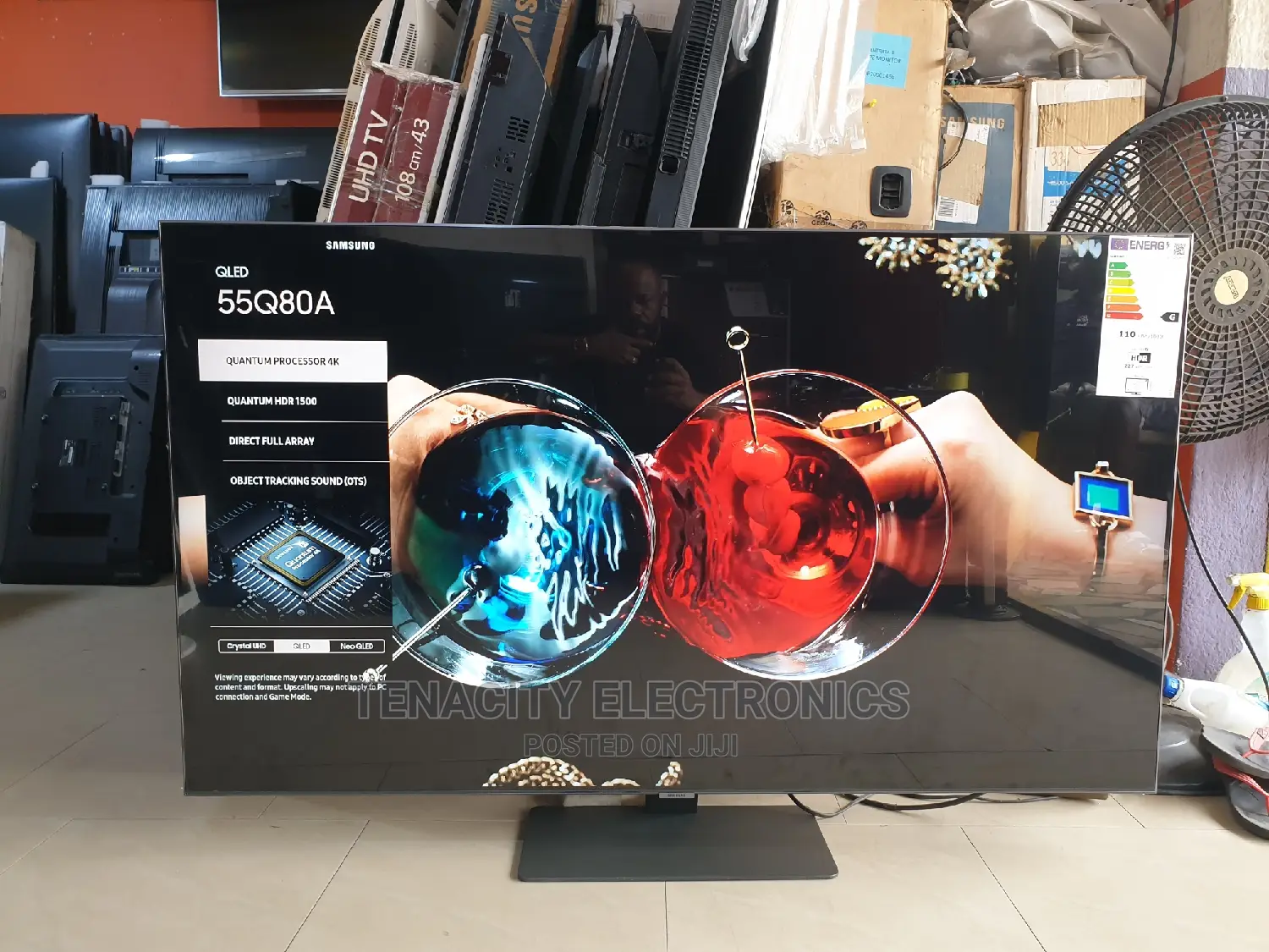 Qled Samsung 55" Smart Satellite TV