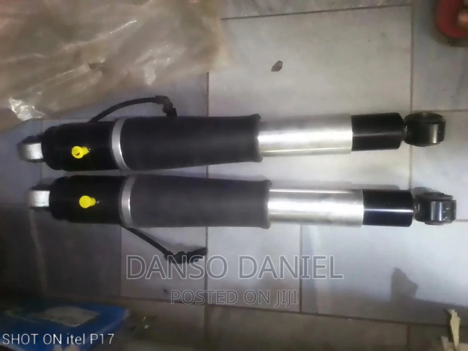 Cadillac Escalade Back Shocks