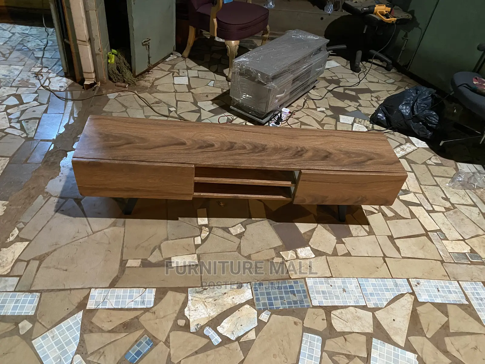 Lovely TV Stand for Sell. Free Delivery