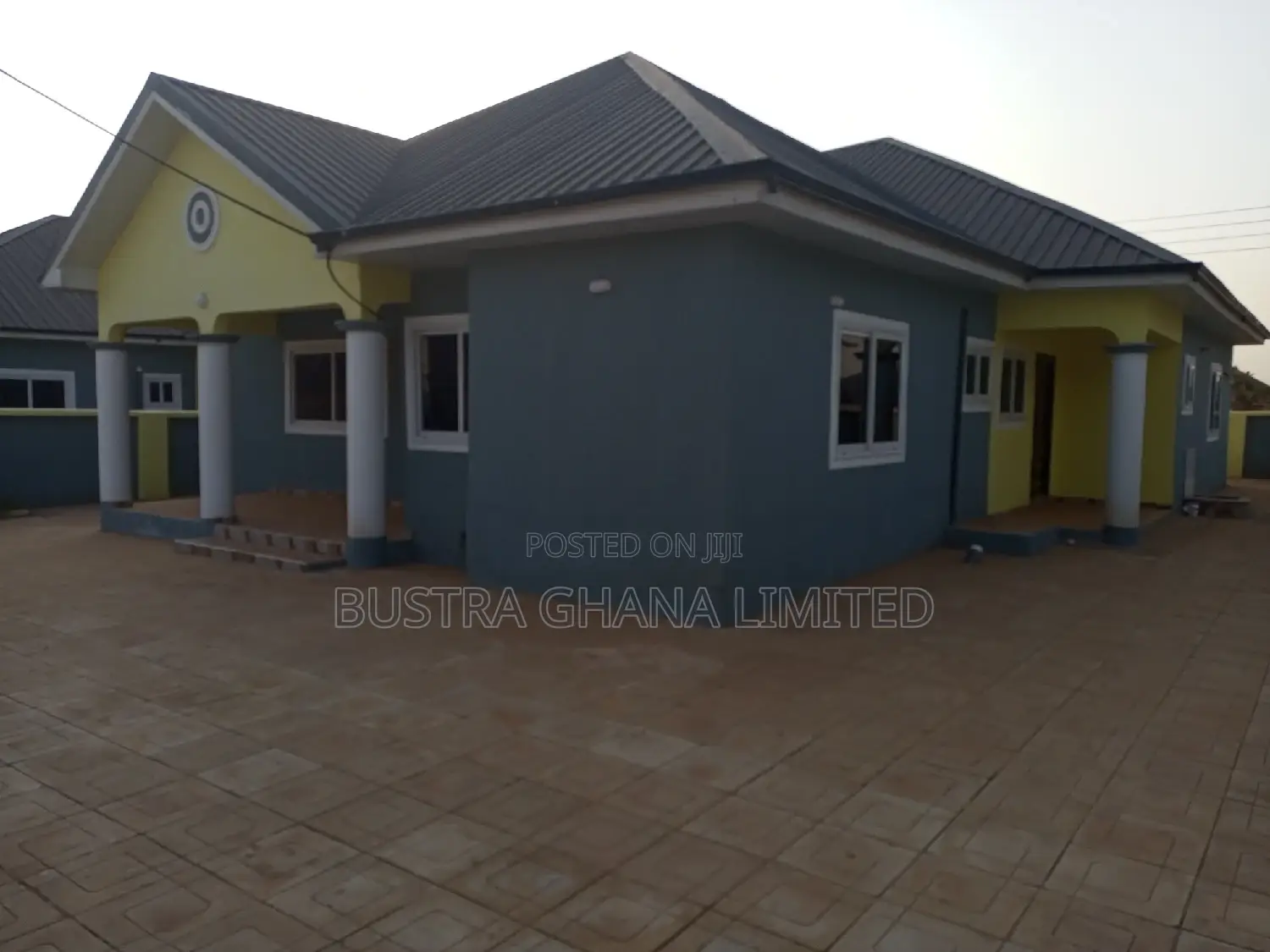3bdrm House in Tema Community 25 for sale