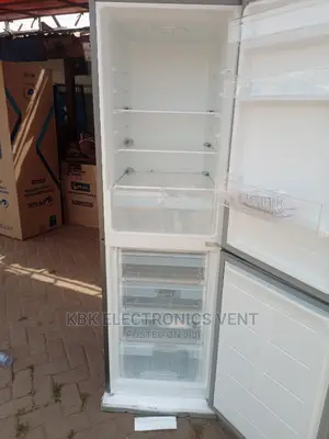 Pearl Fridge 260ltr 50:50 Division Double Door
