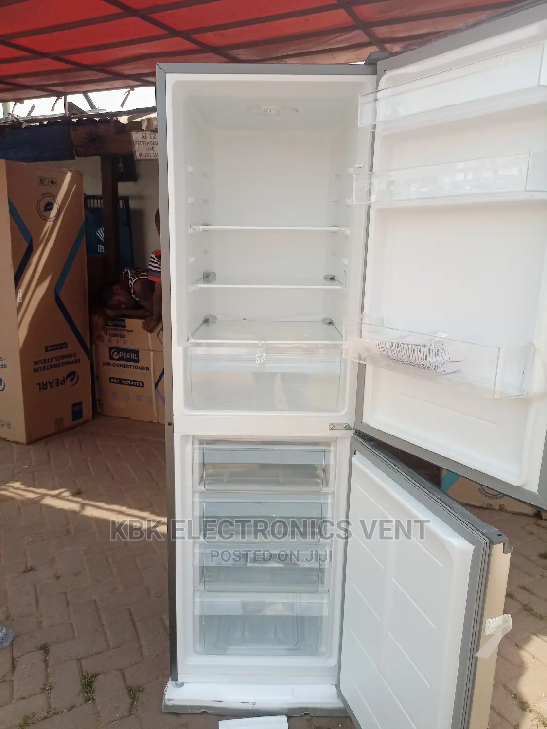 Pearl Fridge 260ltr 50:50 Division Double Door