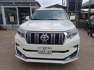 Luxury Car Are for Rent