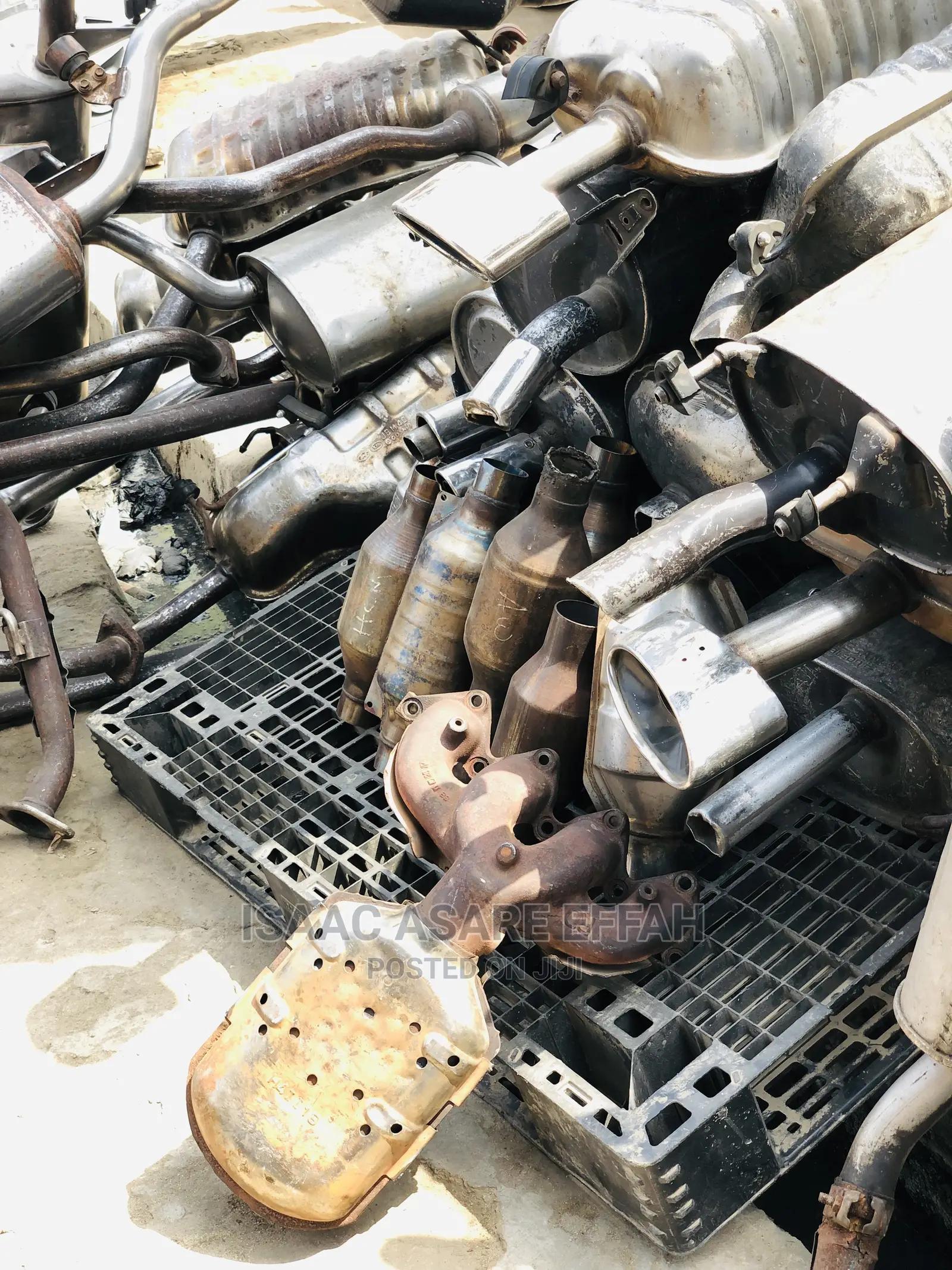Complete Exhaust Muffler and Converters for All Cars