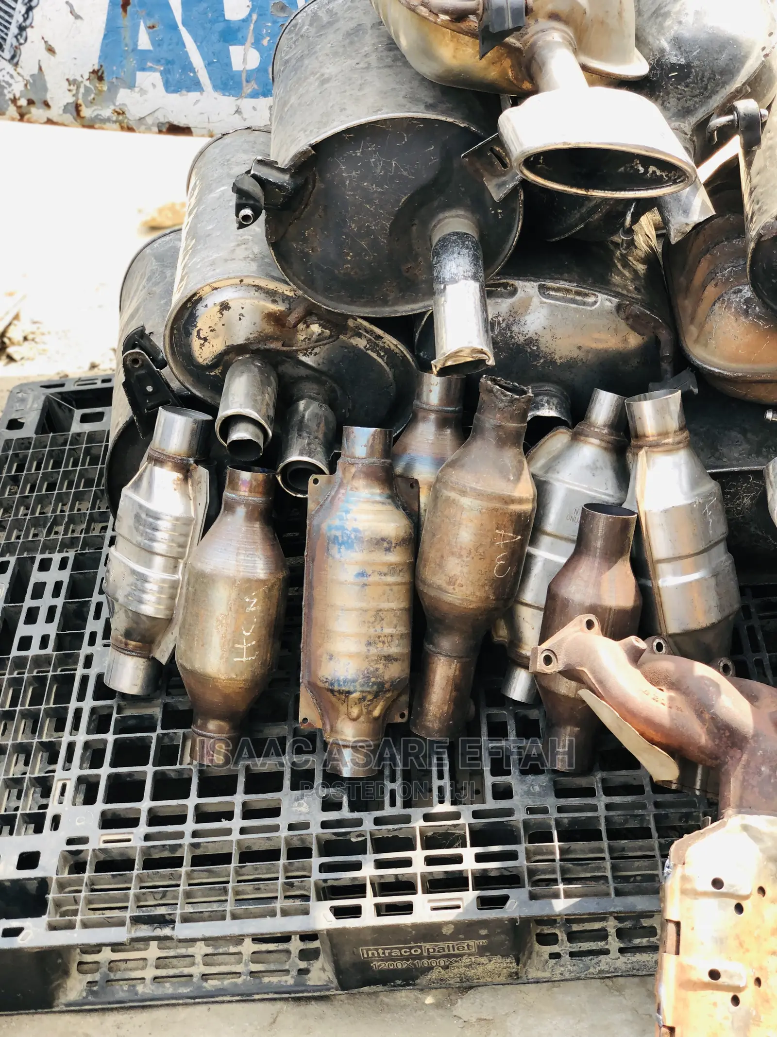 Complete Exhaust Muffler and Converters for All Cars