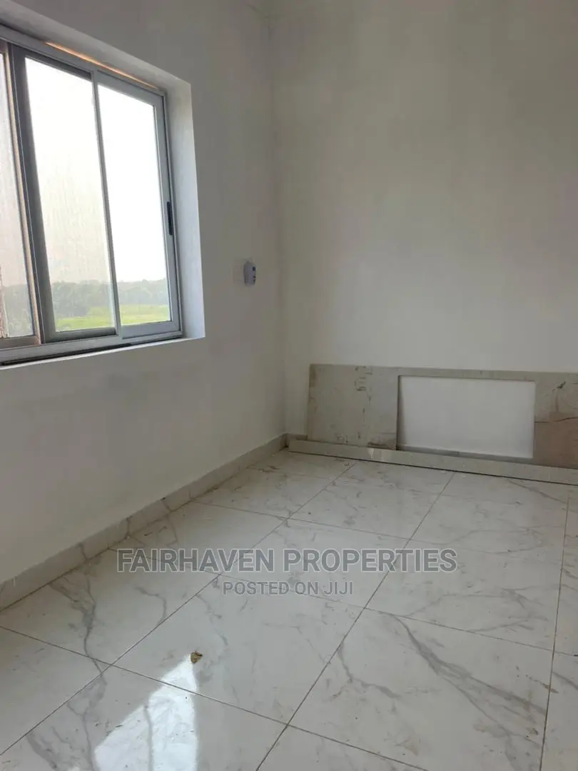 2bdrm Apartment in Tseaddo, Airport Residential Area for rent