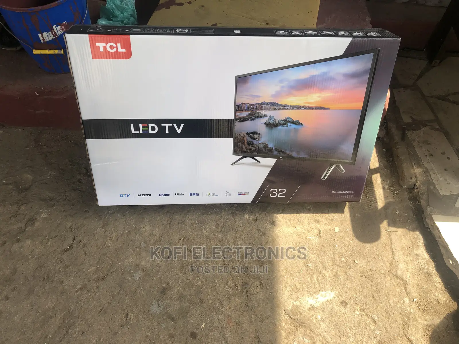 New Evolution TCL 32D3000 32 Inch LED TV