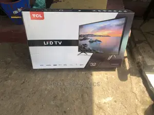 New Evolution TCL 32D3000 32 Inch LED TV