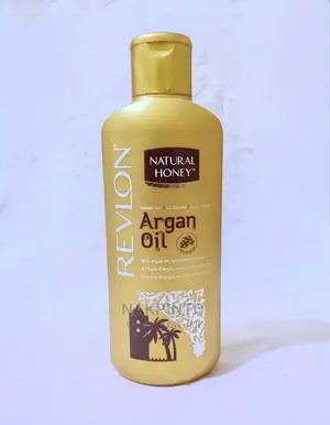 Revlon Natural Honey Shower Gel