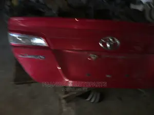 Toyota Camry 2014-2016 Boot