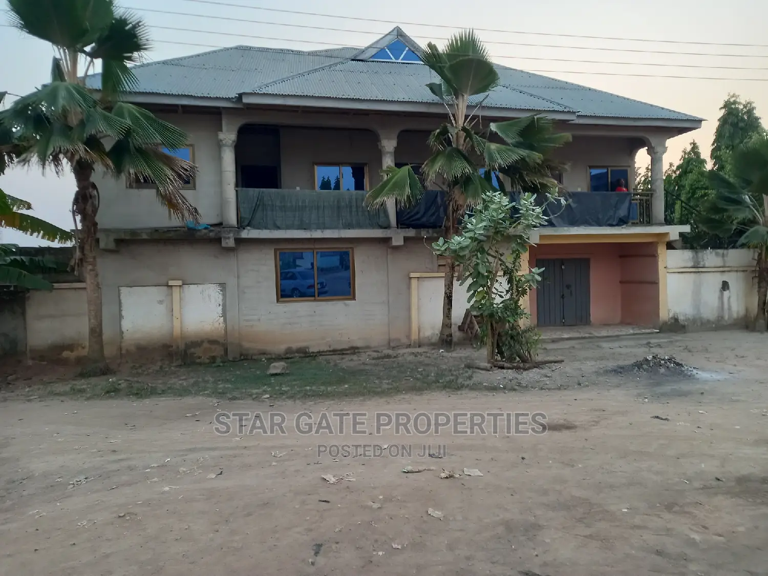9bdrm House in Star Gate Properties, Ejisu-Juaben Municipal for sale