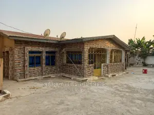 9bdrm House in Star Gate Properties, Ejisu-Juaben Municipal for sale