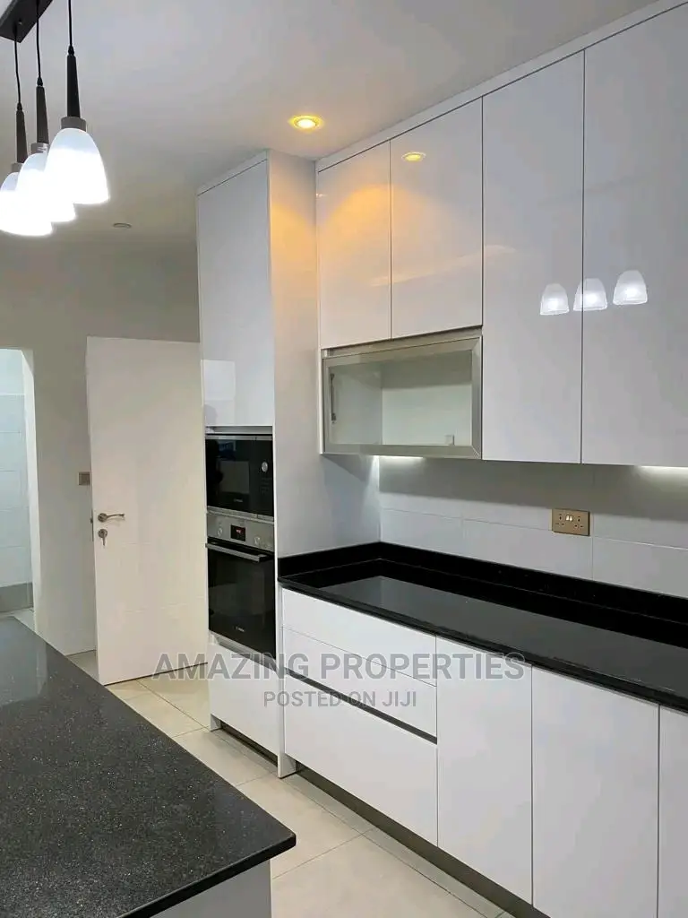 Furnished 5bdrm House in For Sale @ Spintex for sale