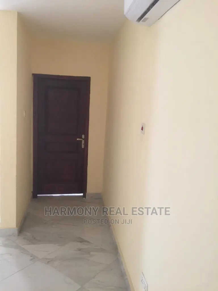 6bdrm House in Roman Ridge for sale