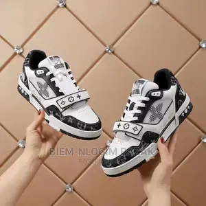 Suoer Quality Luiz Vuitton Brand Sneakers Available