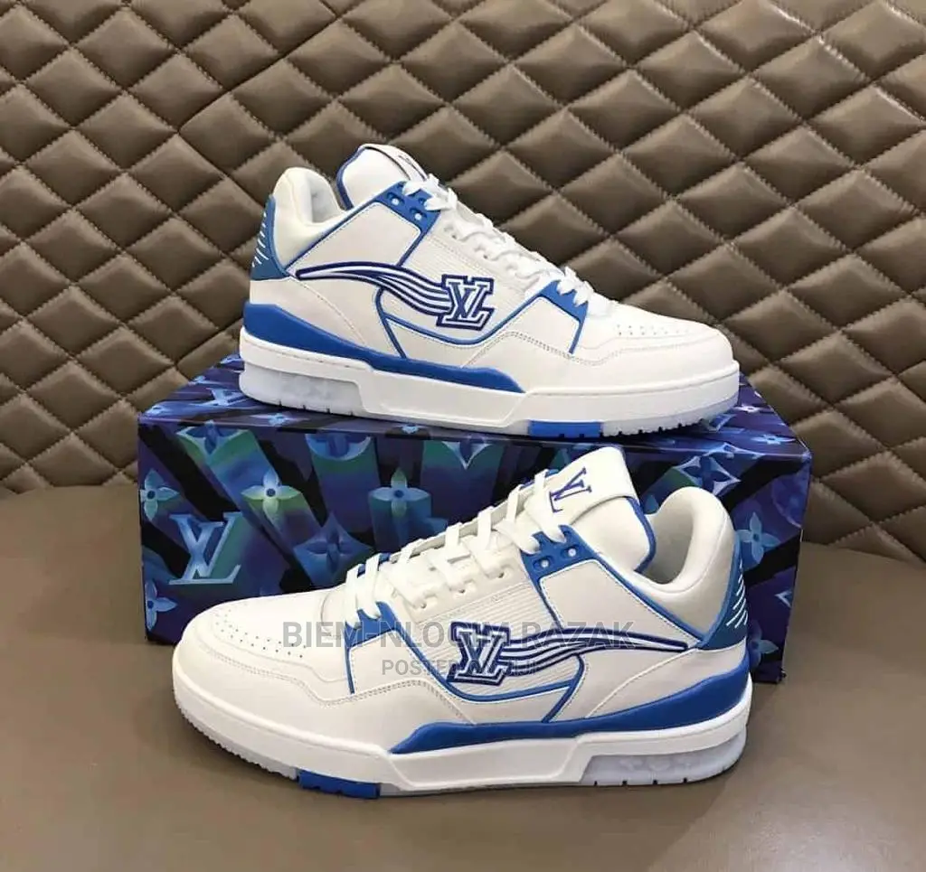 Suoer Quality Luiz Vuitton Brand Sneakers Available