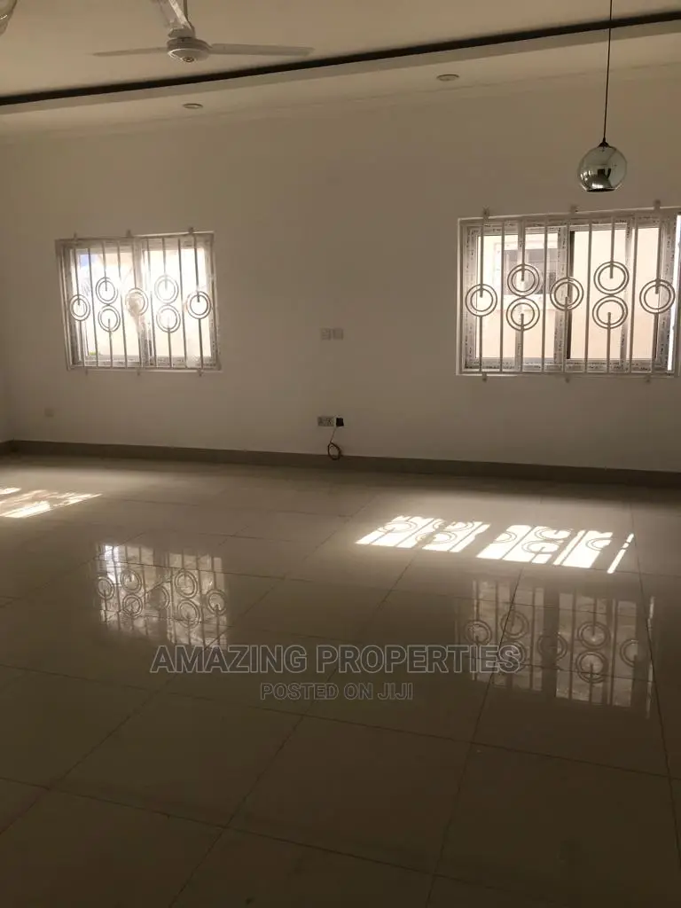 3bdrm House in Spintex for Rent