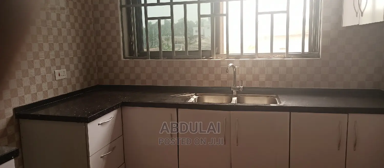 2bdrm Apartment in Westland Presby Area for Rent