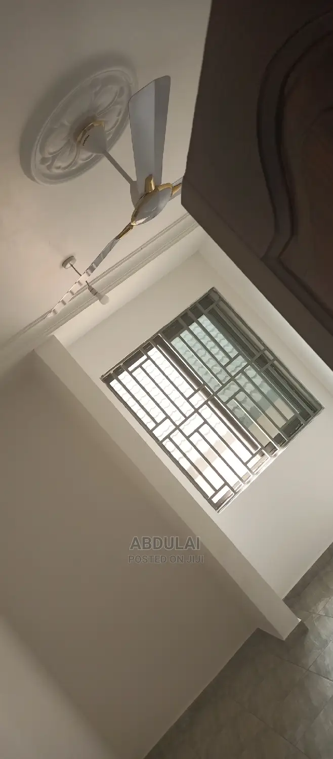 2bdrm Apartment in Westland Presby Area for Rent