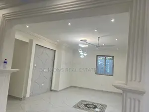 3bdrm Mansion in De-Icons Real Estate, Awutu Senya East Municipal