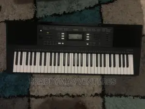 Yamaha E 343 Keyboard