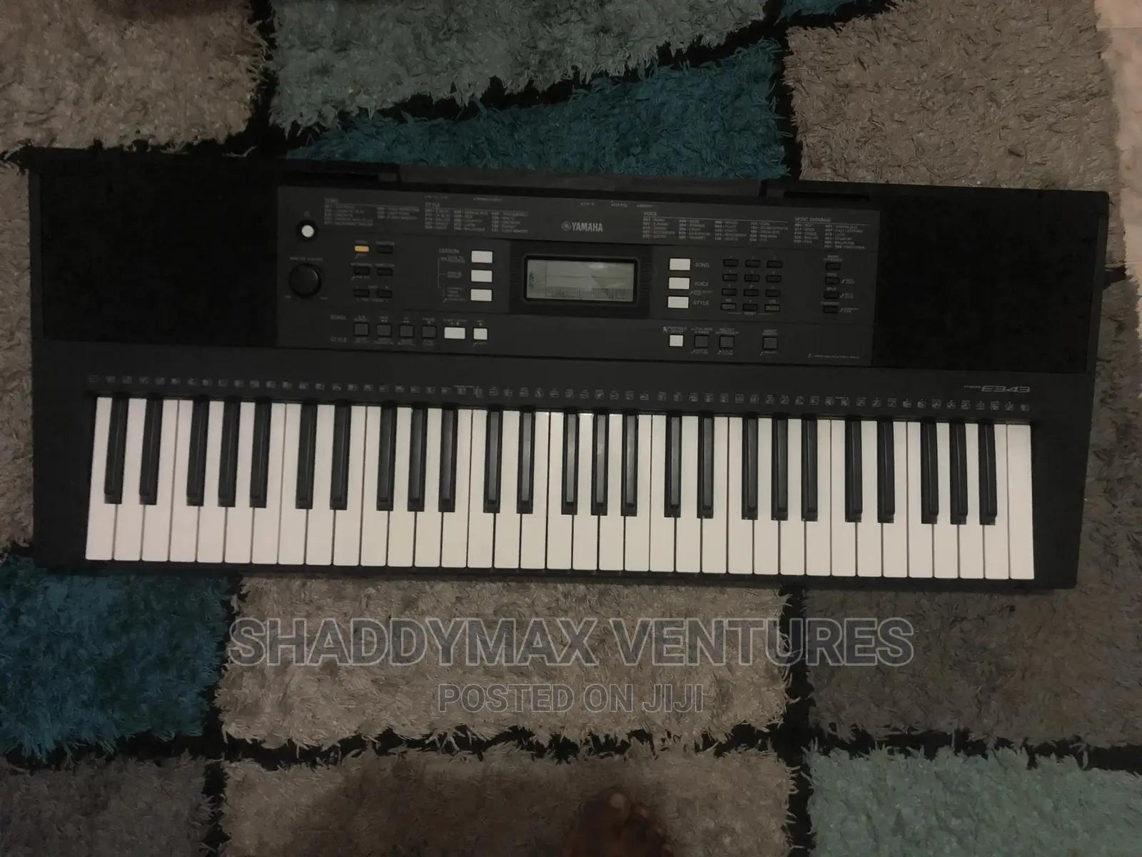 Yamaha E 343 Keyboard