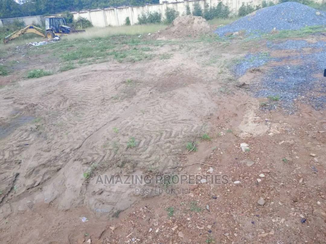 10 Acres of Land at Motorway